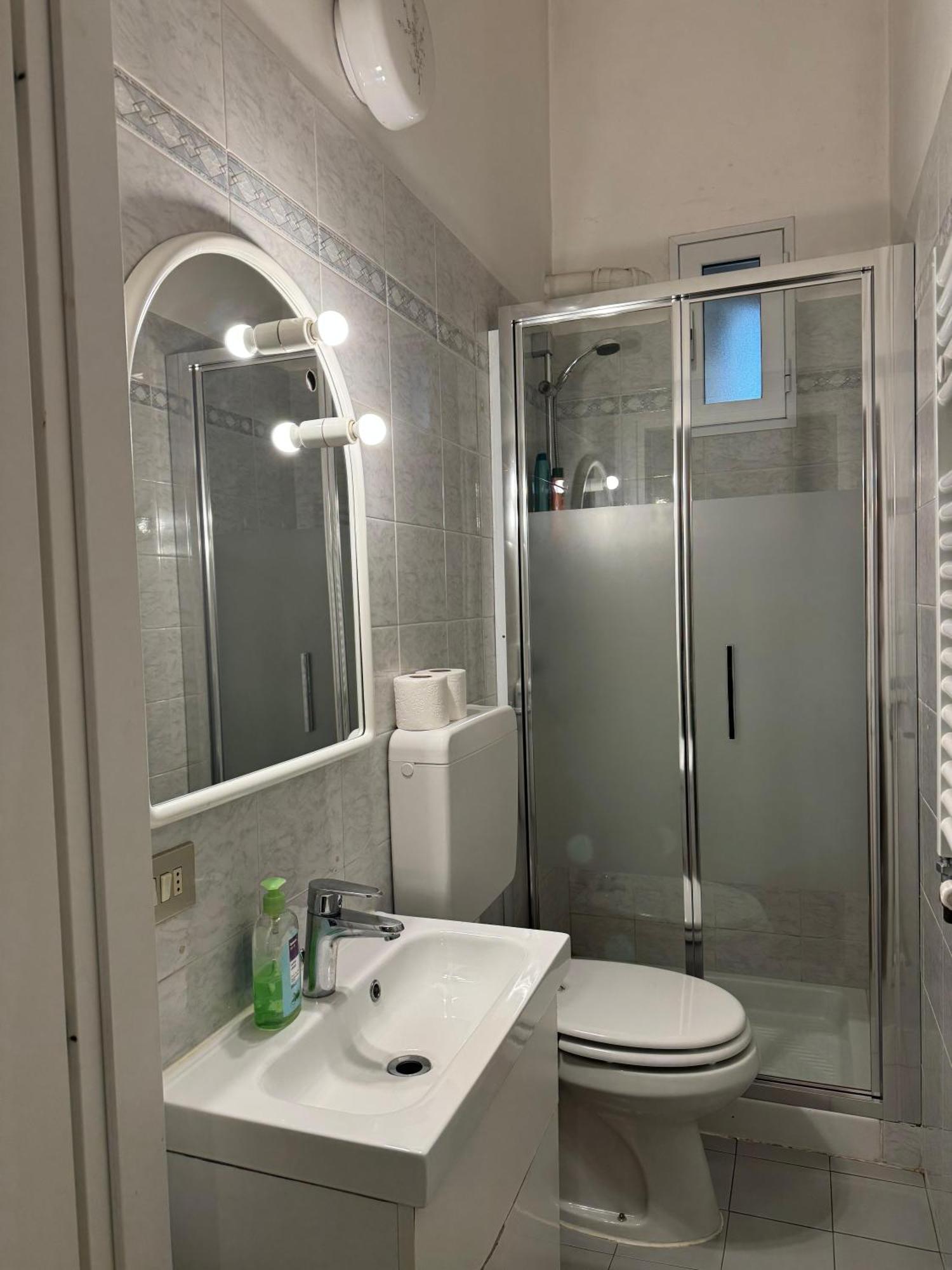 Savona Casa Vacanze Vicino Mare 3 Minuti Wifi Экстерьер фото